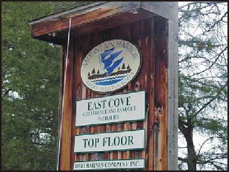 Photo:  Mt. Harbor Sign